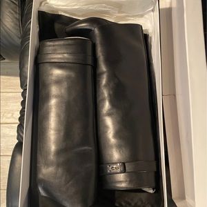❌SOLD❌ Givenchy SharkBoots…